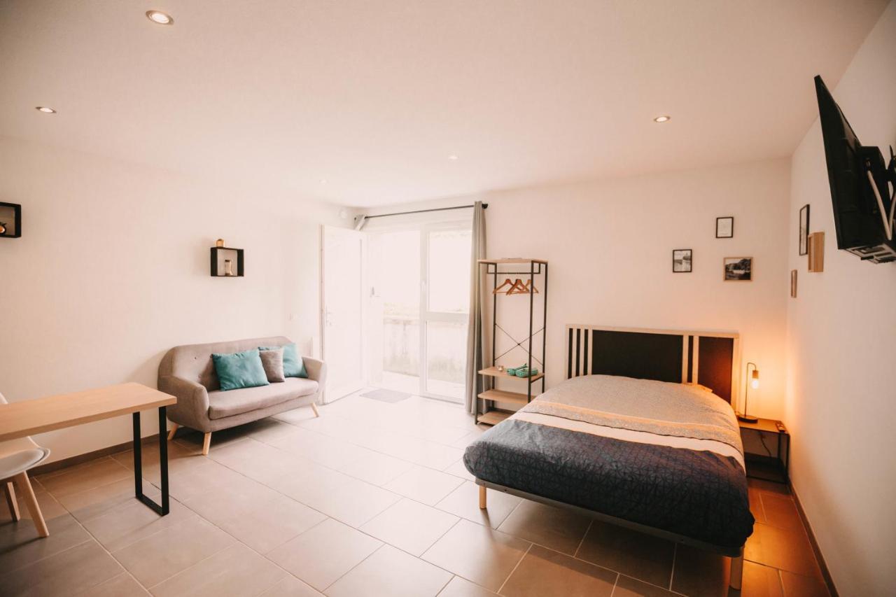Franc-Bisontin - Unique ! 4 Logements Disponibles Besançon Exterior foto